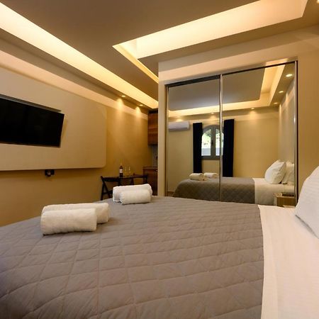 Seven Keys Luxury Suites Achílleion Extérieur photo