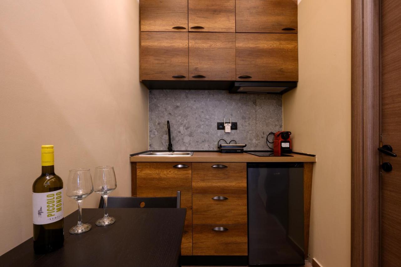Seven Keys Luxury Suites Achílleion Extérieur photo