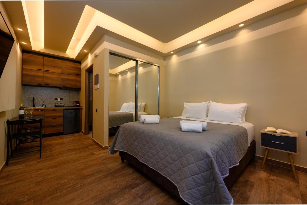 Seven Keys Luxury Suites Achílleion Extérieur photo