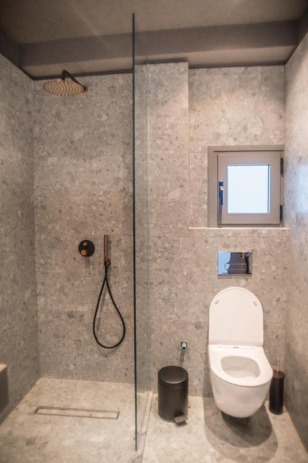 Seven Keys Luxury Suites Achílleion Extérieur photo